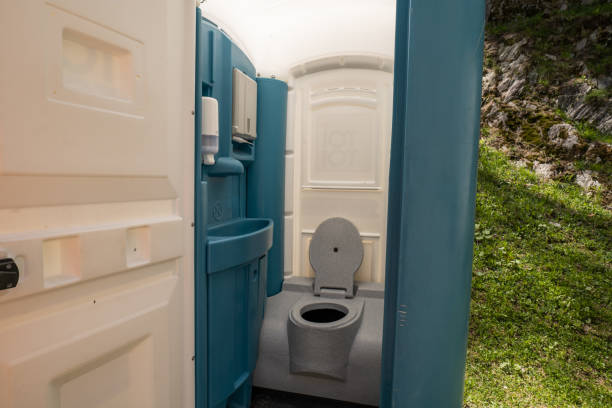 Affordable portable toilet rental in East Aurora, NY